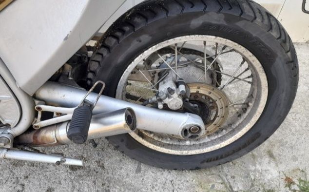 Aprilia moto 6.5 само на части априлия