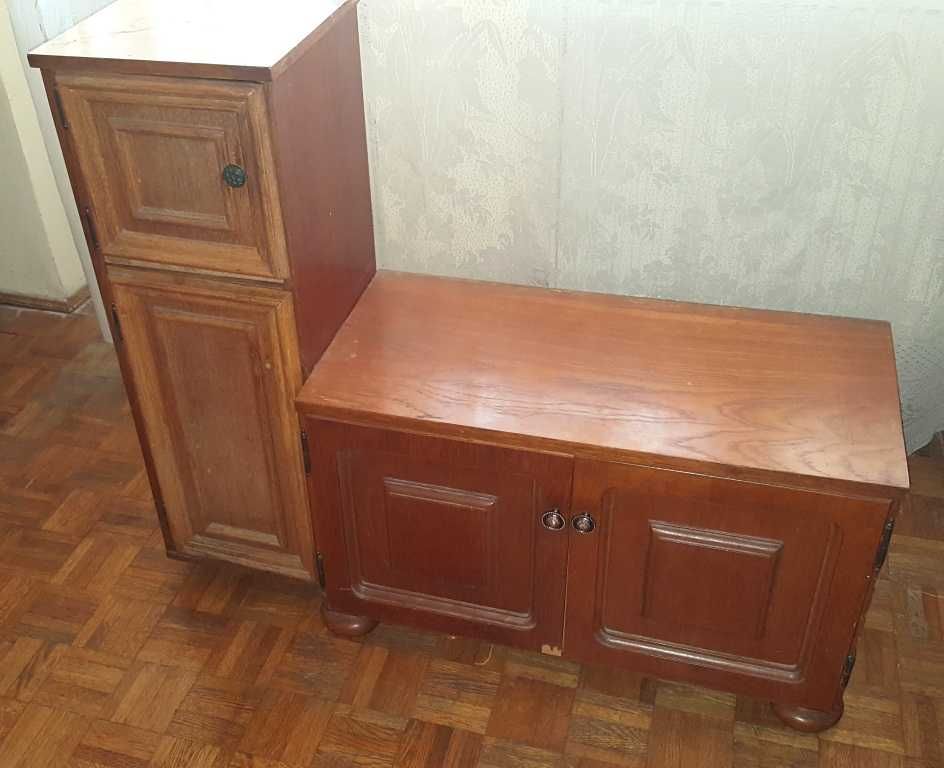 Corp mobilier din lemn de esenţă tare 107 x 36 cm și înălţimea 89 cm