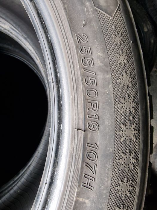 Anvelope 255/50R19 marca Lassa ,M+S, DOT 2020 ,7 mm