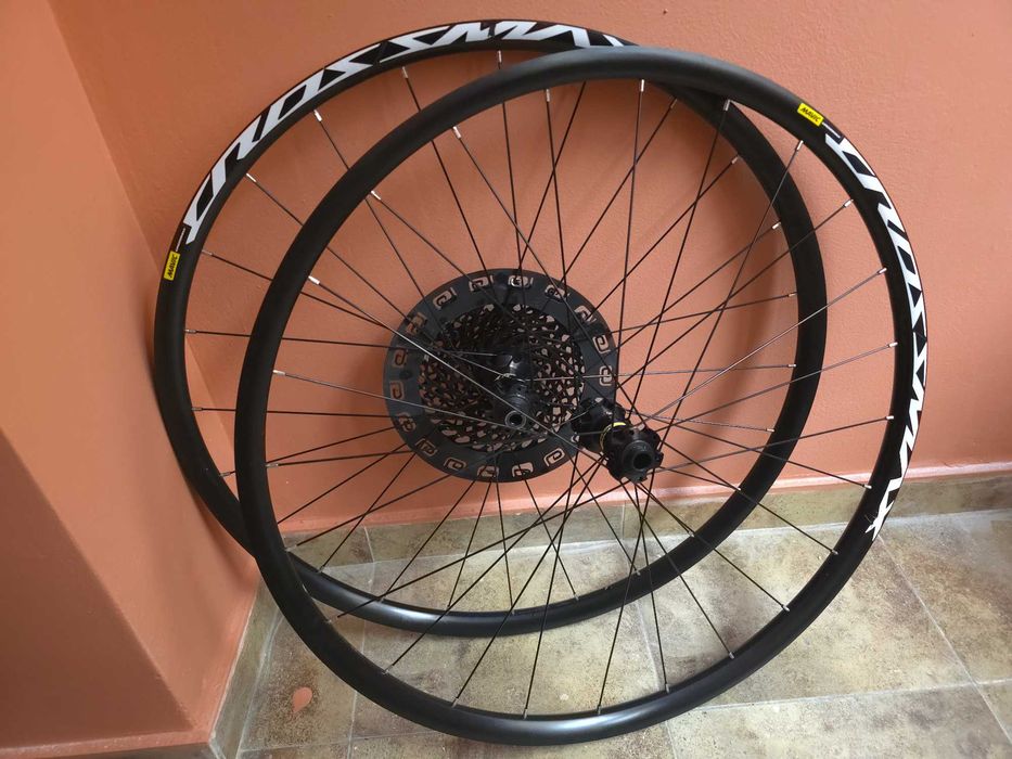 Mavic Crossmax 29", KMC, SRAM