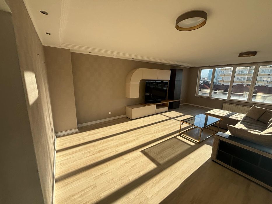 Дава се под наем Тристаен апартамент в София, Манастирски ливади - 120 кв.м за 900 € - Снимка #2