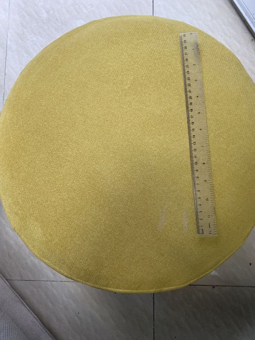 Текстилни табуретки