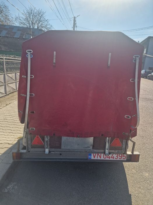 Remolca în stare buna