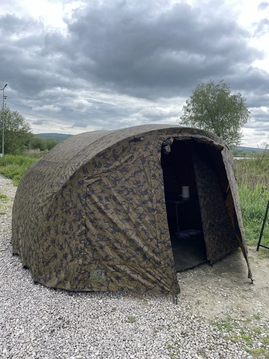 Super pret :Cort Fox R Series 2 Man XL Camo + Groundsheat + Winterskin