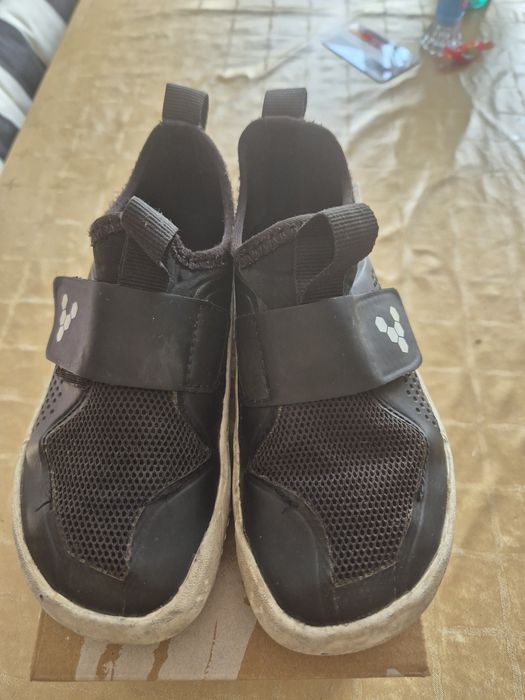 Vivobarefoot Primus n28