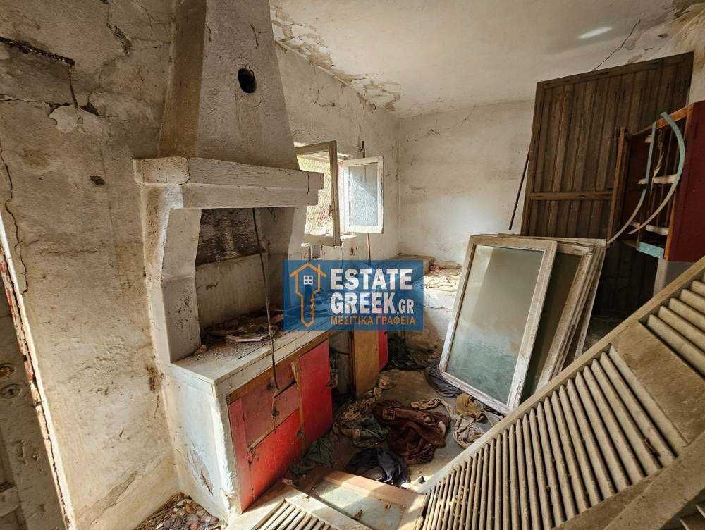 Продава се самостоятелна къща 100 кв.м. Eleftheres (код 8086)
