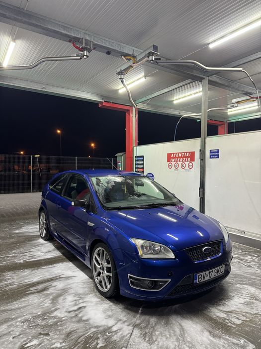 Ford Focus ST 225cp