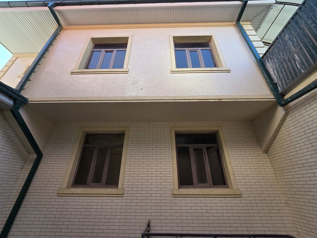 Срочно продается ТАУНХАУЗ