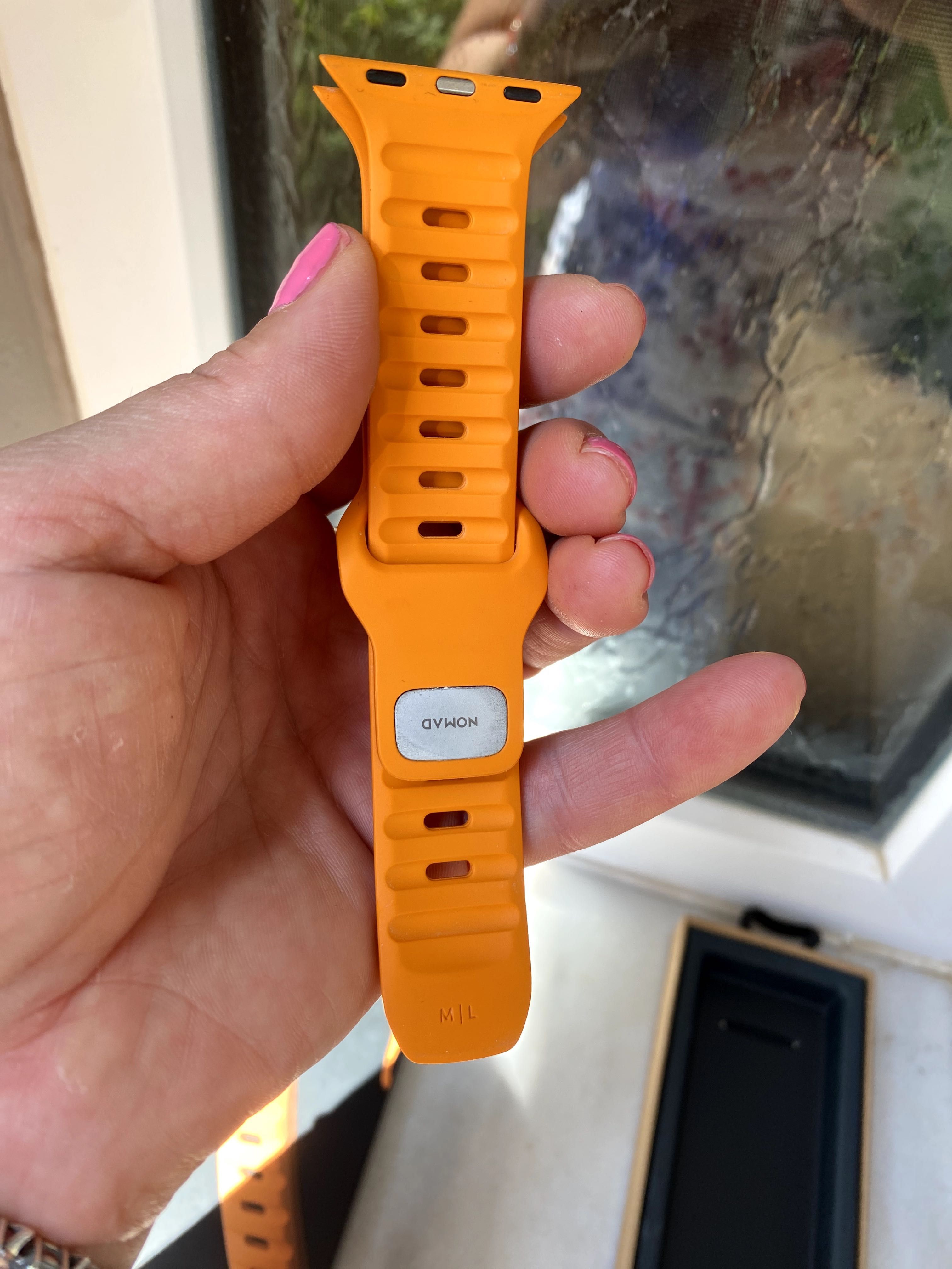 Nomad Sport Band-силиконова каишка за Apple Watch 44мм, 45мм,49мм