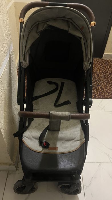 Коляска прогулочная