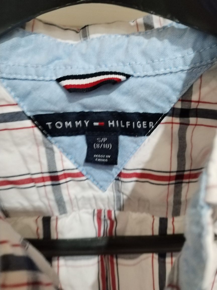 Оригинална риза Tommy Hilfiger, якенце Adidas 7/8 г