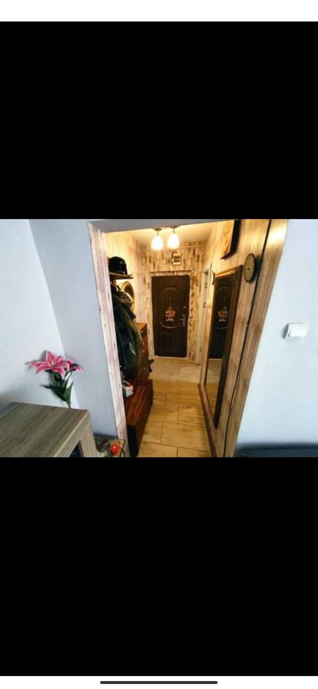 Proprietar vând apartament 2 camere stradal Emil Racovita