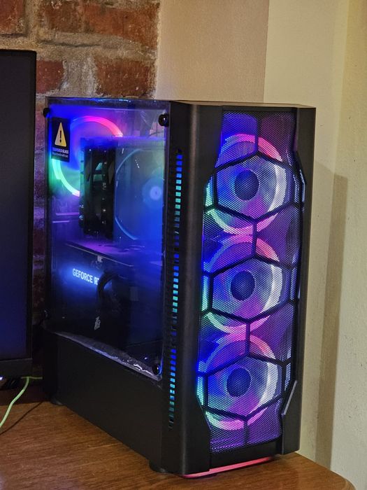 PC Ryzen 9880X3D / RTX 4080 Super / 32Gb DDR5 6000Mhz / SSD 2TB