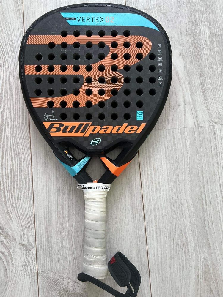 Падел ракета Bullpadel Vertex 02