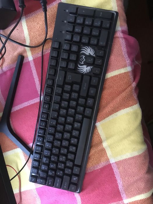 Клавиатура с подсветкой мимбранна в отличном качестве