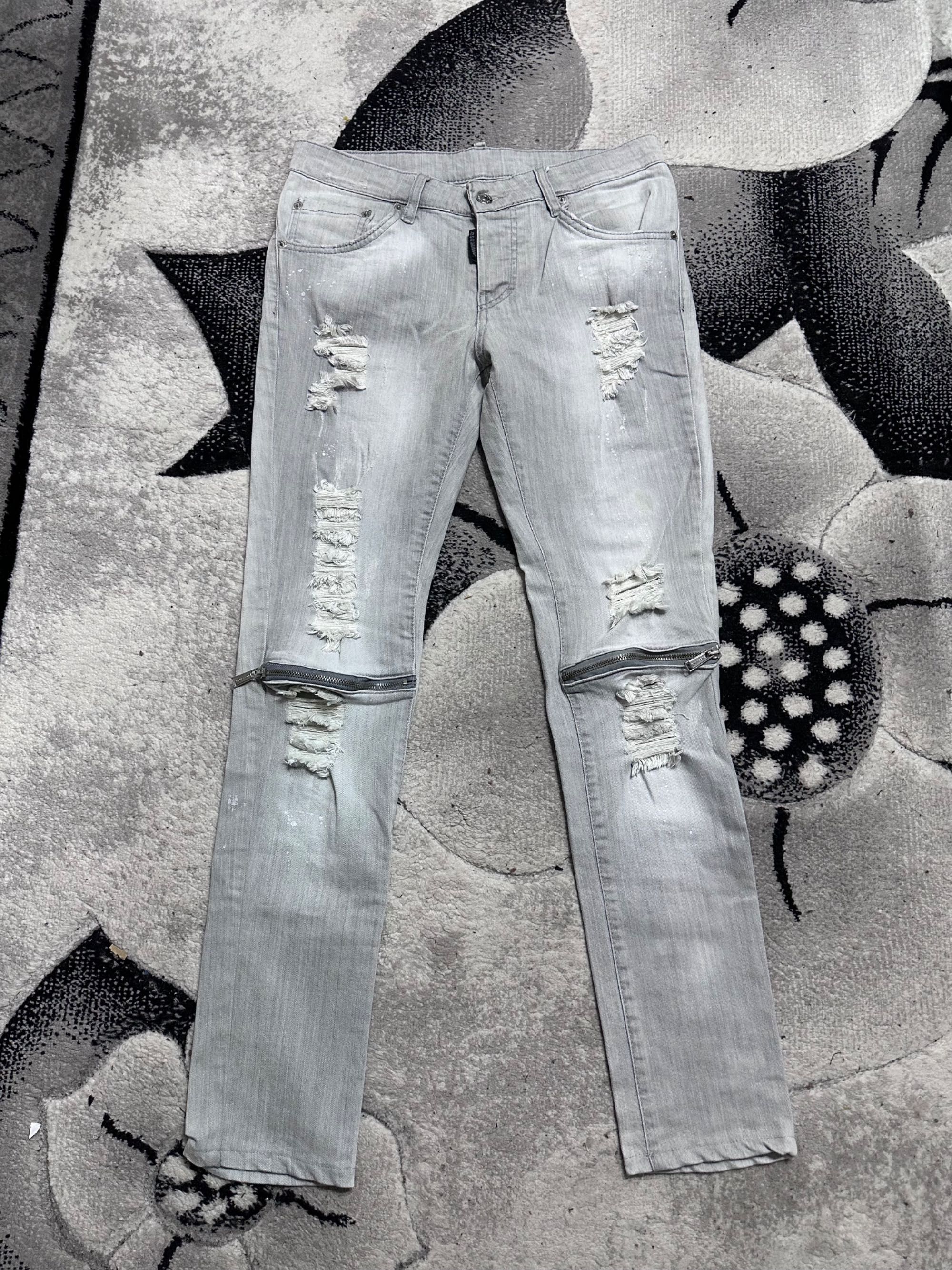 Мъжки дънки на Dsquared