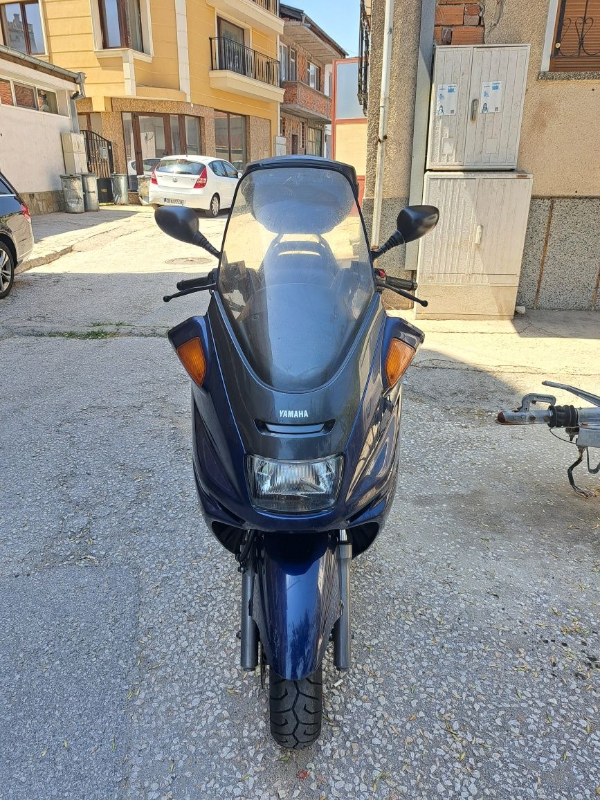 Yamaha majesty 250
