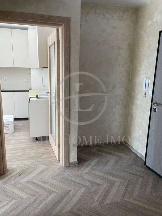 Продава се Двустаен апартамент в Пловдив, Гагарин - 74 кв.м за 1406 €/кв.м - Снимка #1
