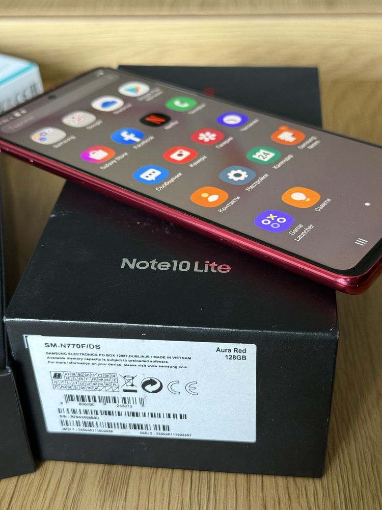 Samsung Galaxy Note 10 lite телефон