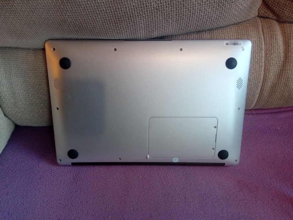 SmartBook 14in 6gb. ram За 10 Броя