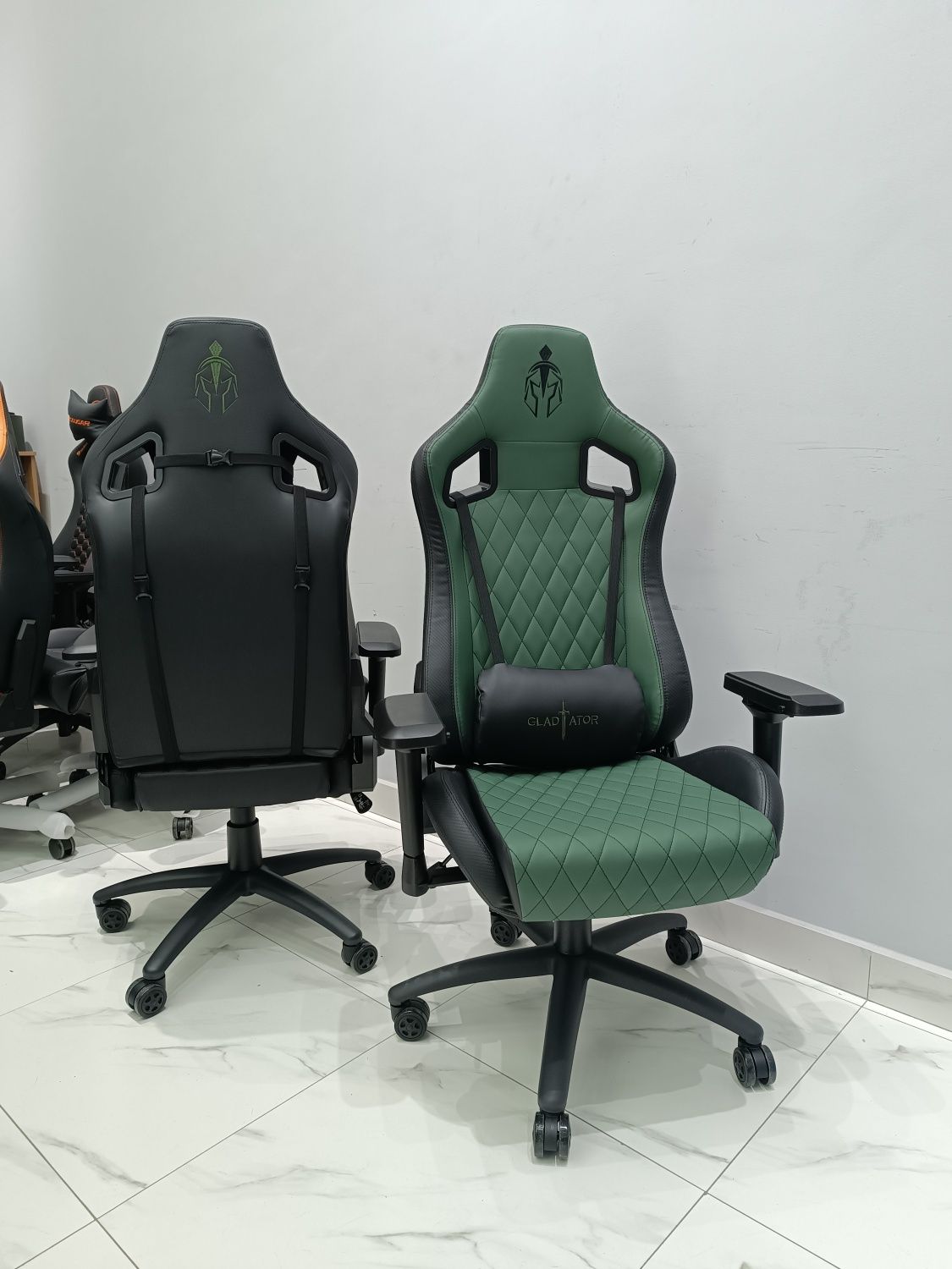 Кресло GG ArmorOne 4D спортивный игровые кресла со склада