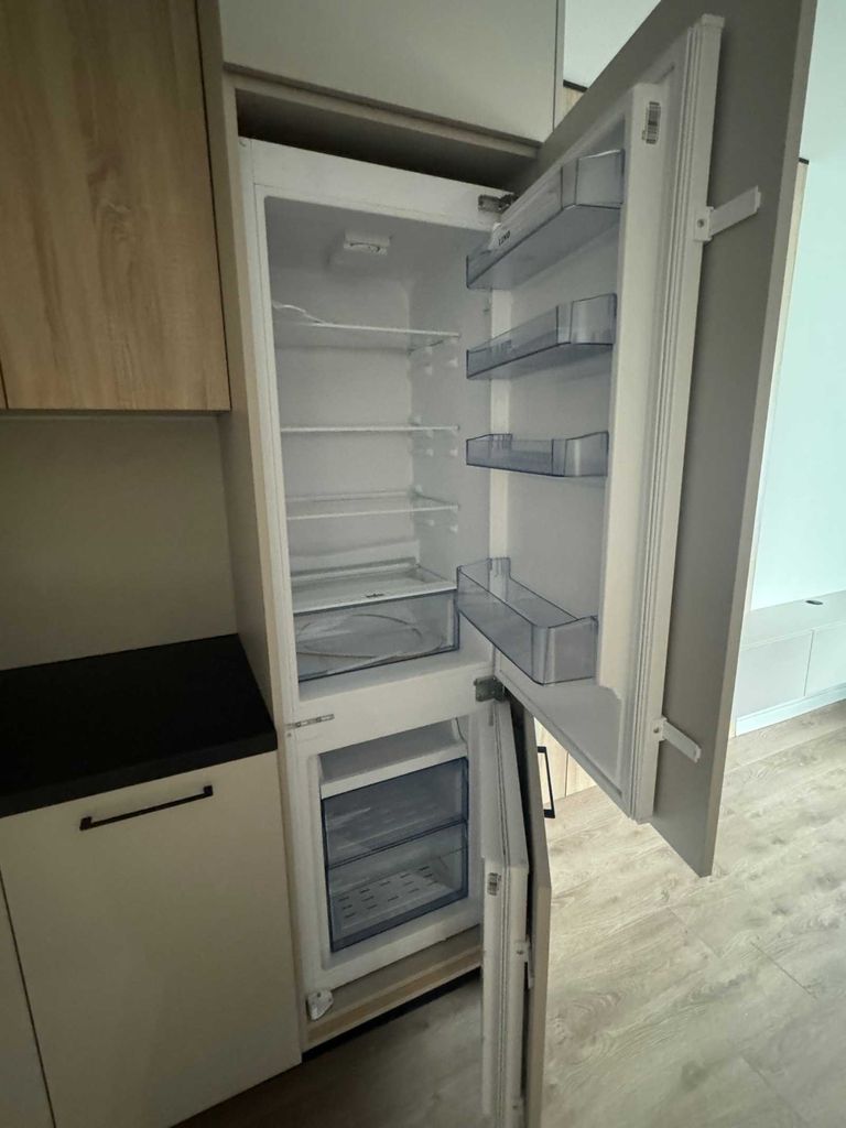 Дава се под наем Двустаен апартамент в София, Дружба 1 - 50 кв.м за 600 € - Снимка #3