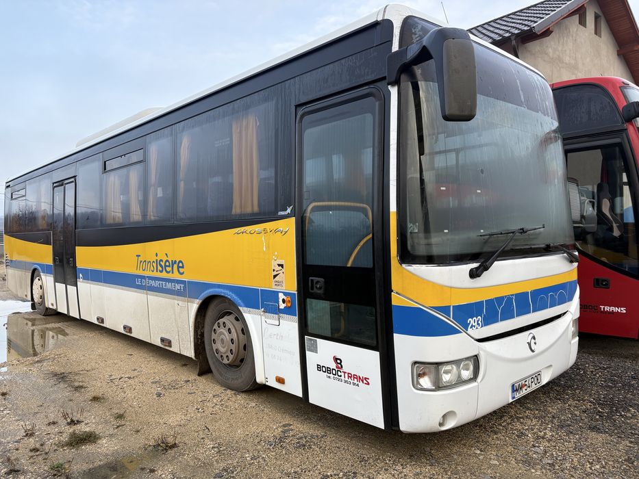 Autobuz. Iveco crosswai 61 locuri