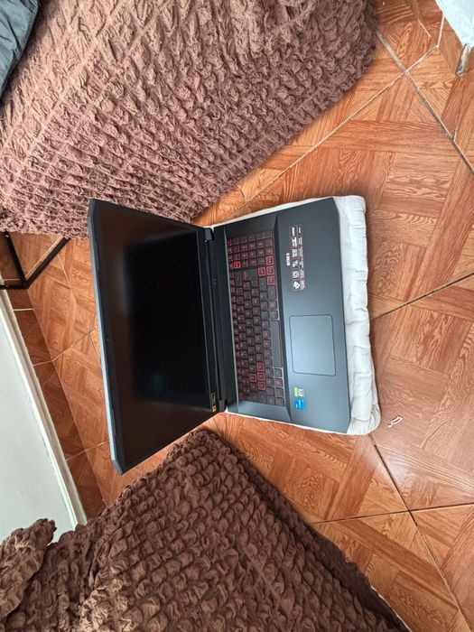 Laptop Gaming Acer Nitro model AN517-54-529X 17,3 INCH