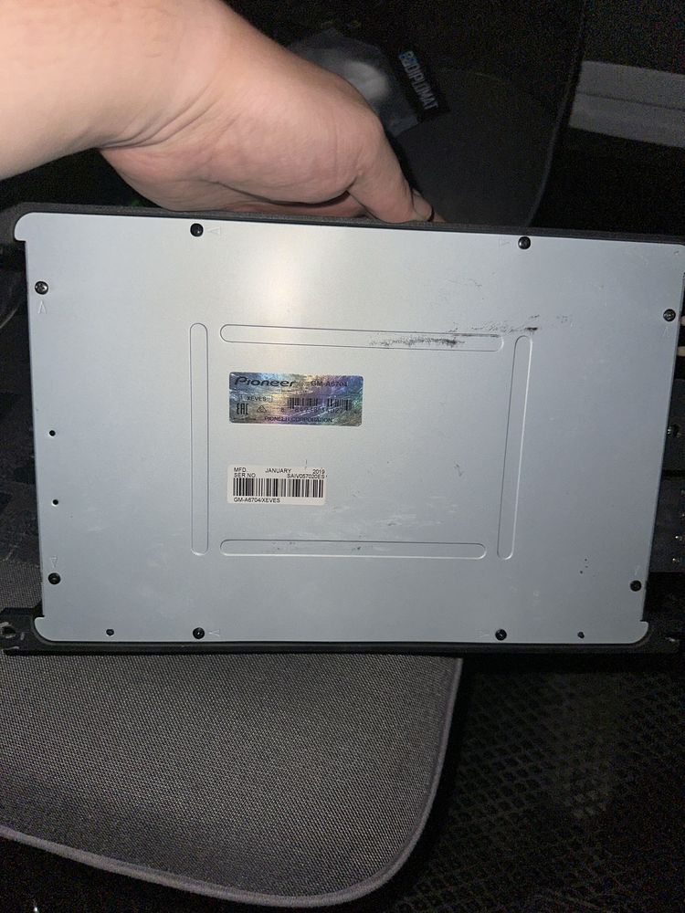 Продам усилител Pioneer 1000 Watt 4 каналный