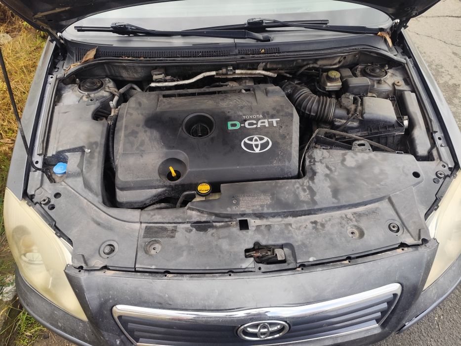 Toyota Avensis 2.2 D cat