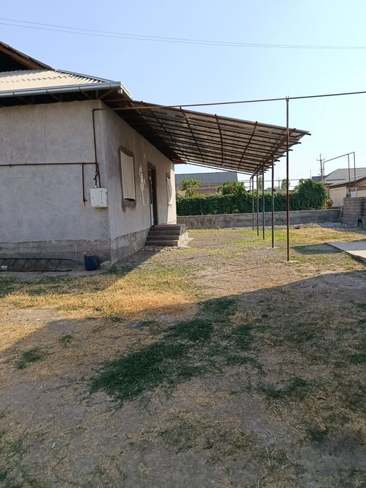 Дом продается. 4 соток и 4 комнаты