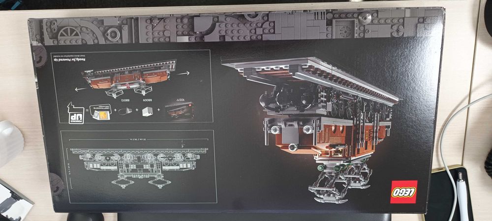 Продавам лего 10277