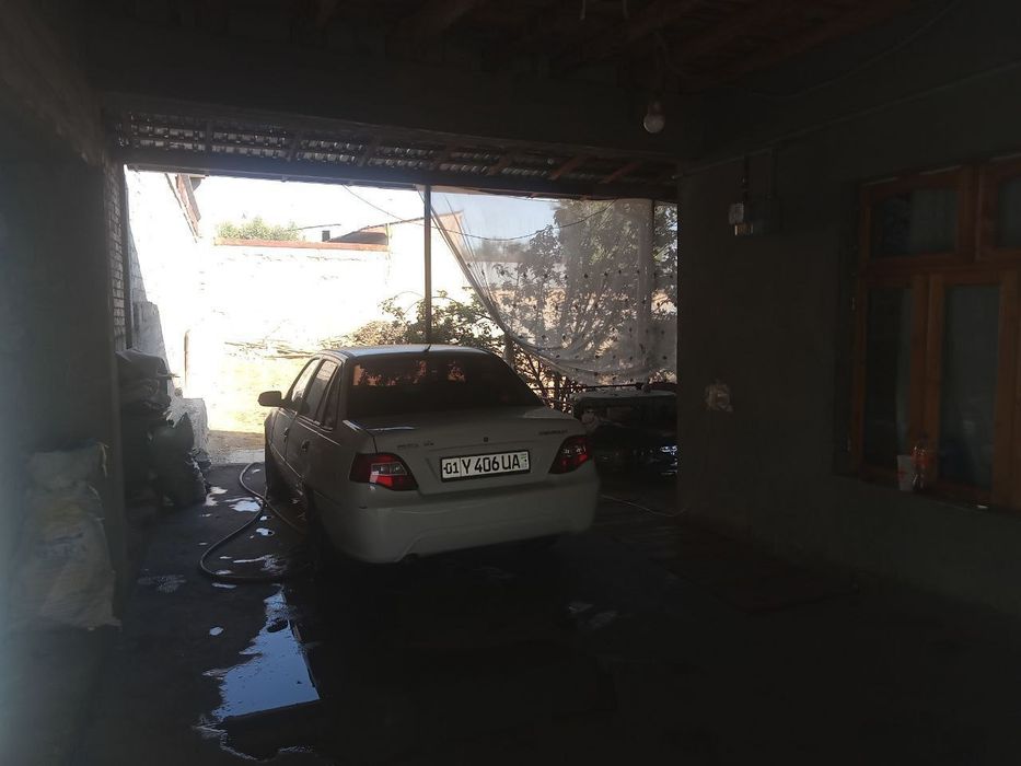 Nazarbek torozda 10sotuk uy sotiladi