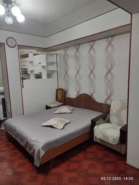 квартира 1/1/4 кирпич, Юнусабадский р-он (Универсам)