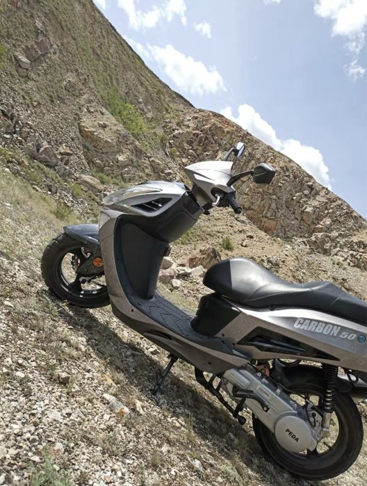 Скутер peda carbon 150 кубов