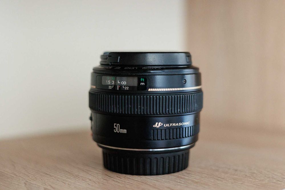 Canon 5D mark 3 DSLR Full Frame + obiectv Canon 50mm f1.4 Ultrasonic