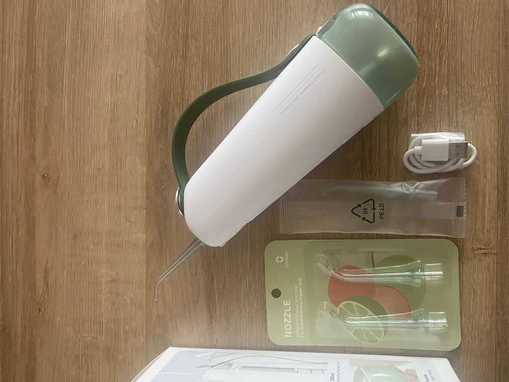 Зъбен душ OCLEAN W10 Green