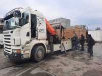 Transport containere si marfa paletizata  camion cu macara  Automacara