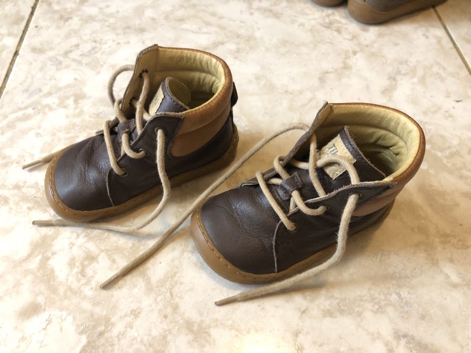 Ghete Tikki piele marimea 21