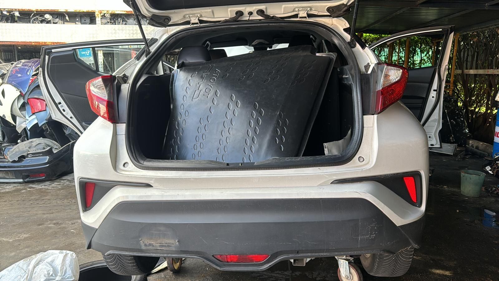 Piese Toyota CH-R 1.8B Hybrid. 2017-2019. Volan stinga