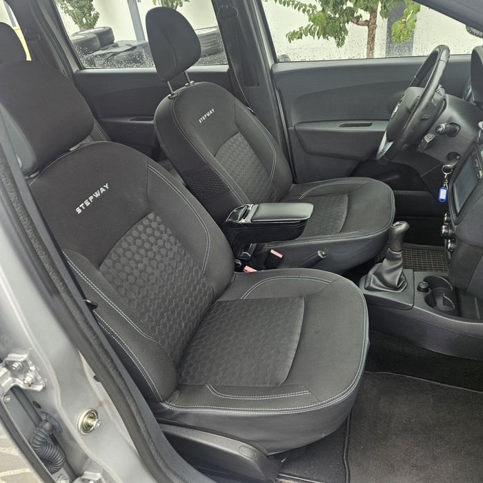 Dacia Lodgy Stepway  2016 Benzina