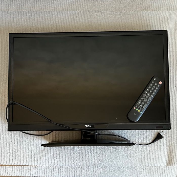 Телевизор TCL б/у