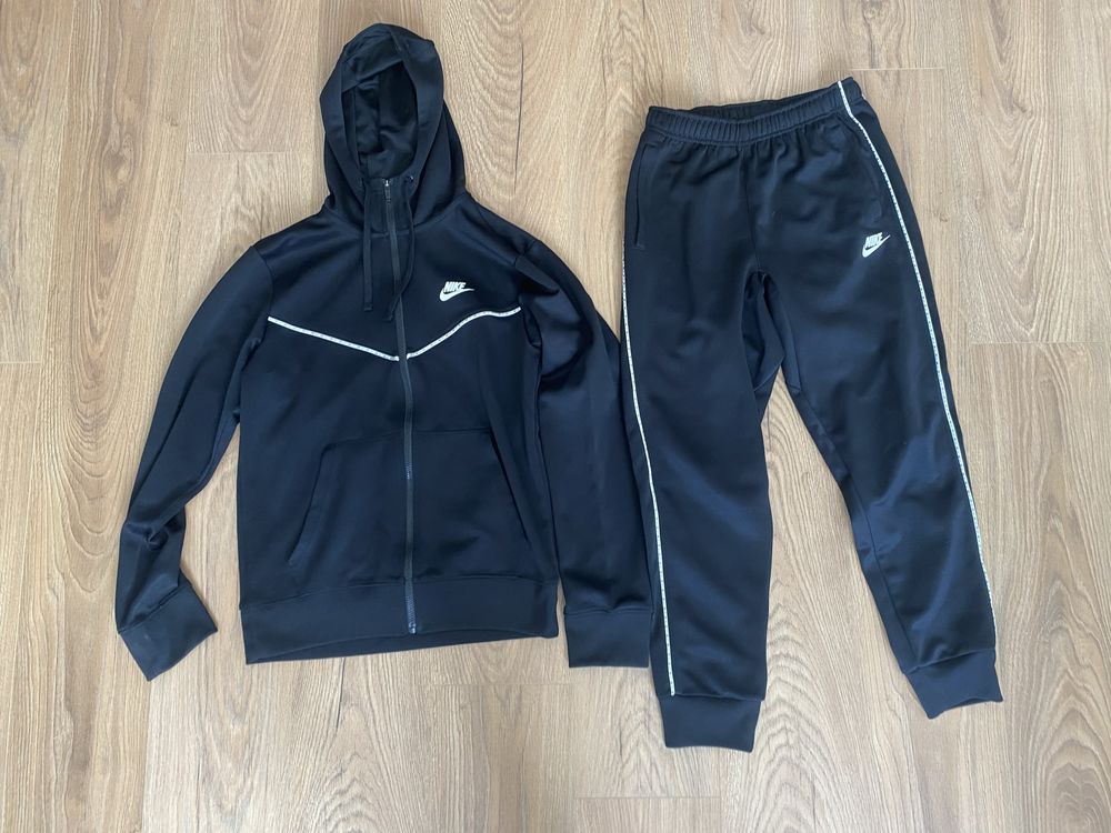 Trening Nike.