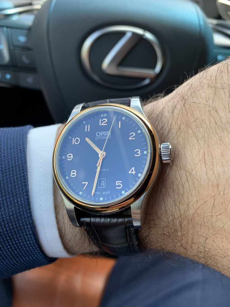 Продам часы Oris Classic Date