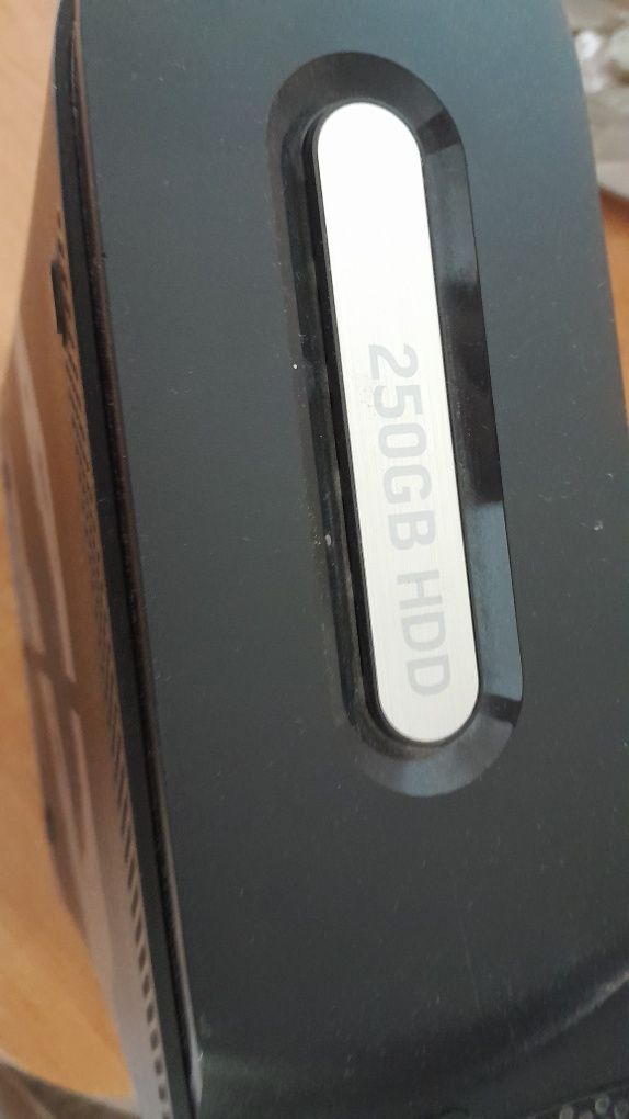 Срочно  xbox и диски