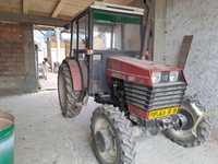 Tractor universal 453