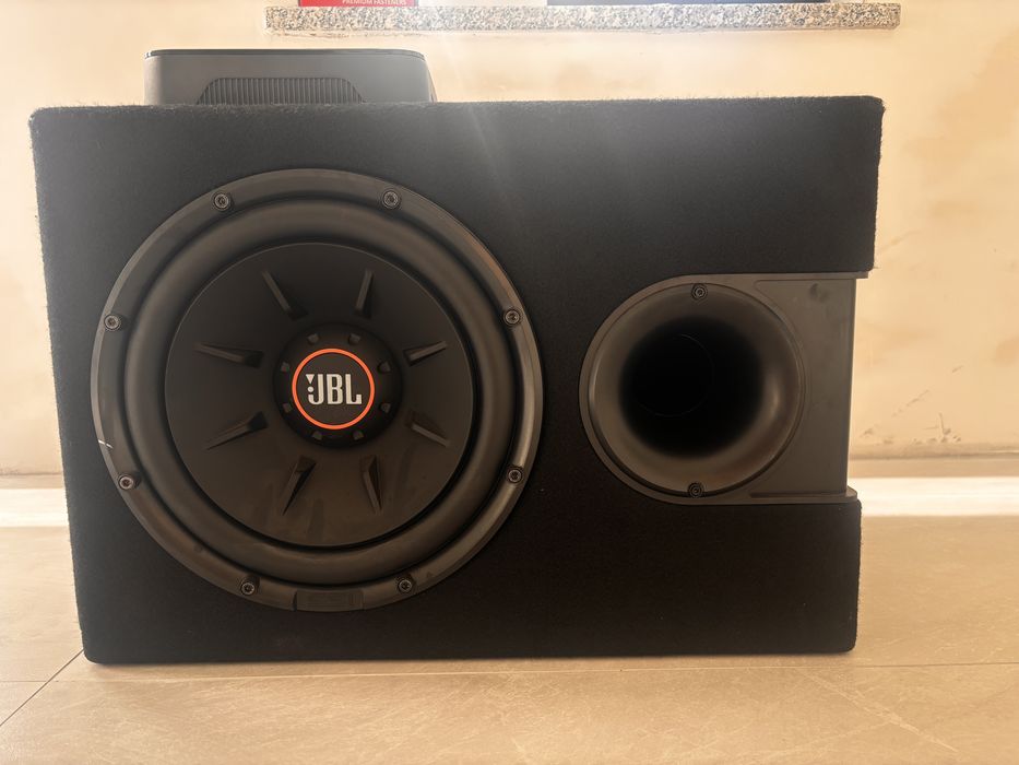 Vand/schimb Subwoofer JBL + amplificatir jbl