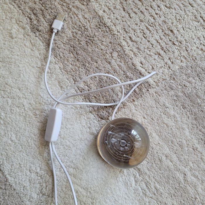 Glob decorativ planete cu lumina schimbătoare