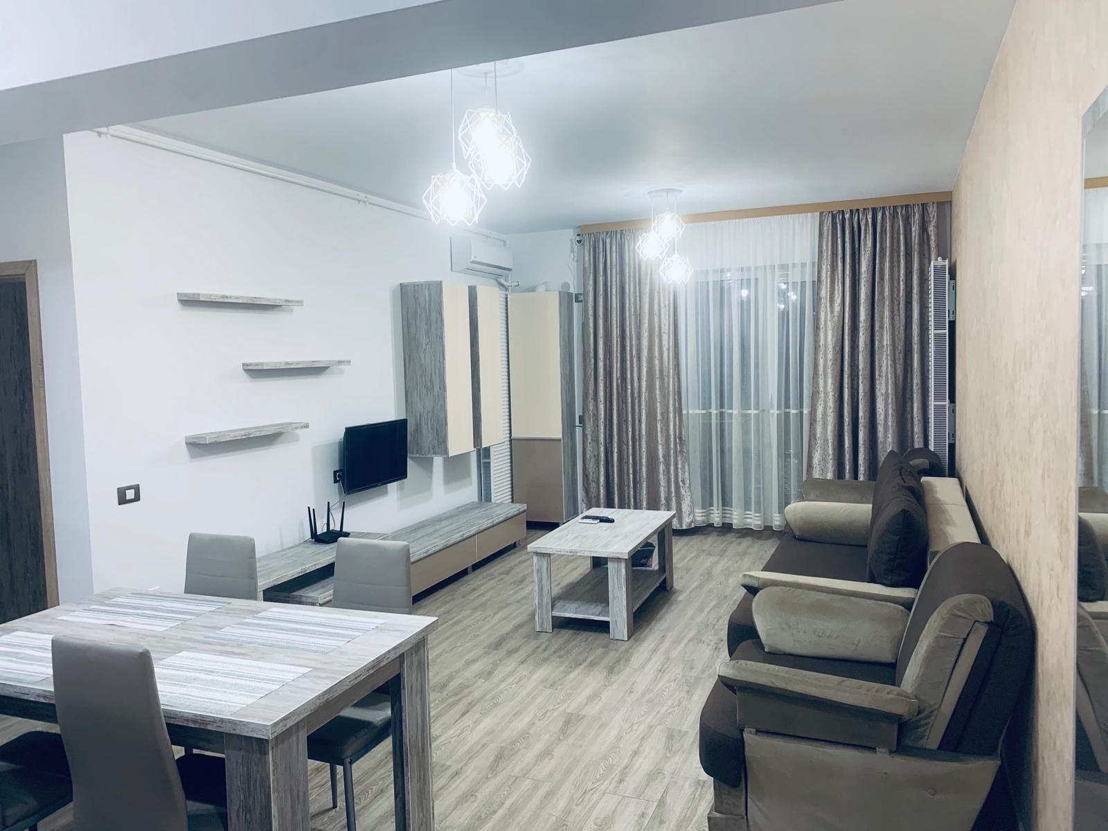 Inchiriez Ap 2 camere in Mamaia