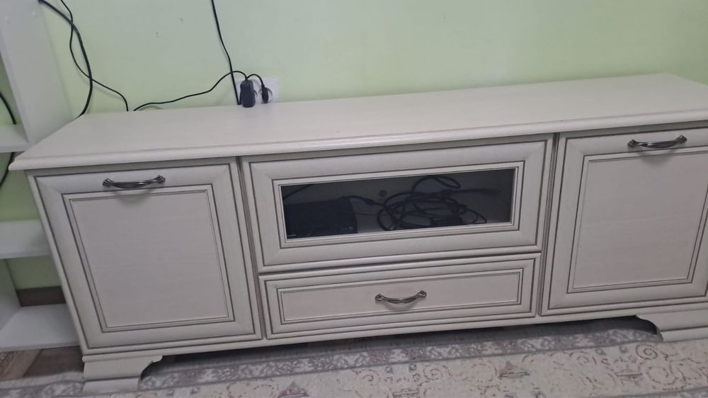 Тумба под телевизор